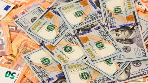 ¡El dólar se dispara en Cuba y el euro manda en la calle!