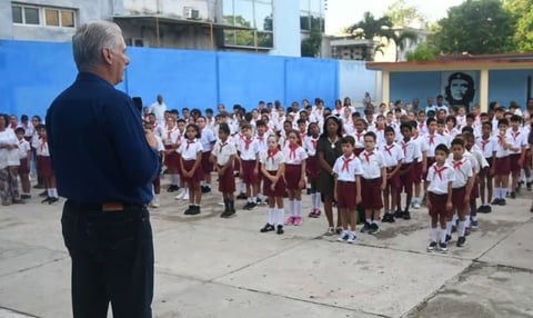 ¿Le hacen bullying a una niña en la escuela y la burocracia no reacciona? ¡En La Habana pasa!