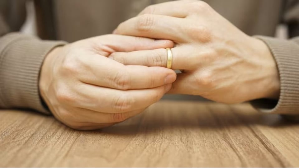 Francia Elimina el Deber de Sexo en el Matrimonio