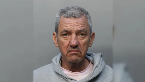 ¿Diez dólaritos le costaron un puñal? ¡Tremendo bochinche en La Pequeña Habana!