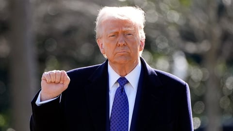 Hombre Detenido Tras Altercado con Servicio Secreto en Club de Trump en Florida