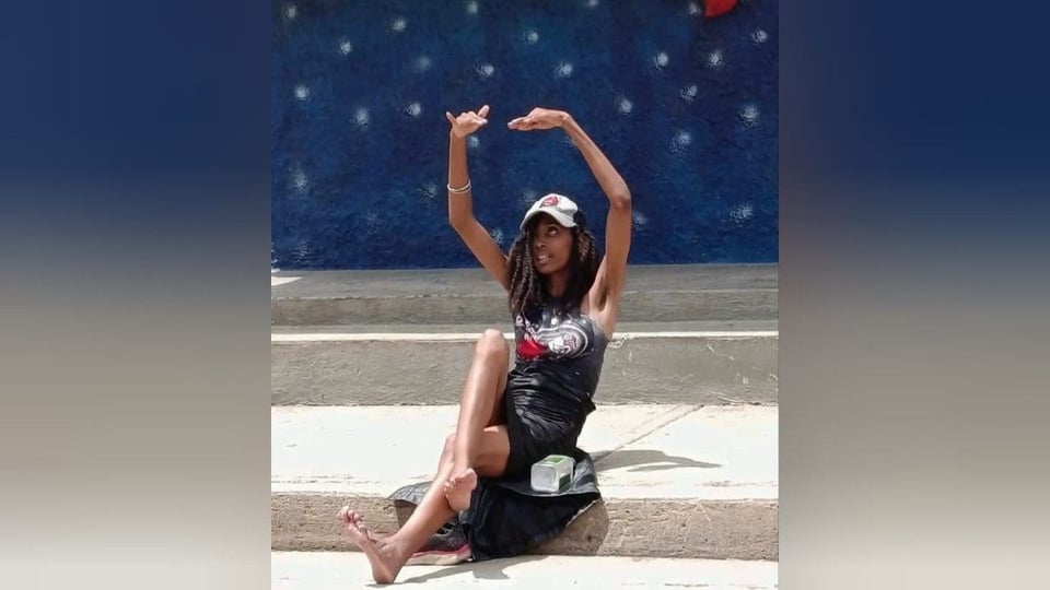 ¿Qué le pasó a Dainelis? Joven desorientada aparece en Brisas del Mar y nadie la reconoce