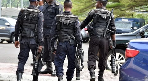 Cubanos deportados por EE.UU. denuncian abuso policial en Guinea Ecuatorial