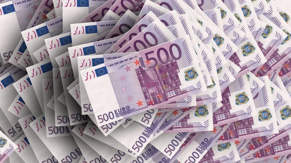¡El euro se dispara en Cuba! Rompe los 635 CUP y deja al dólar atrás