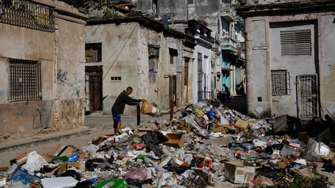 La Habana Bajo una Marea de Basura: Síntoma de un Sistema en Crisis