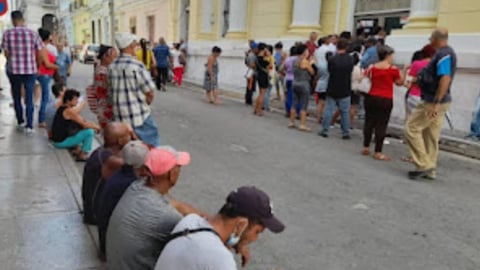 ¡Tremendo apagón dejó a la abuela en la cola del banco con la yugular! ¡Matanzas en candela!
