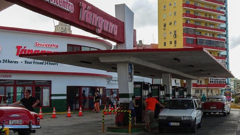 Cimex Promete el Regreso de la Gasolina en Pesos Cubanos