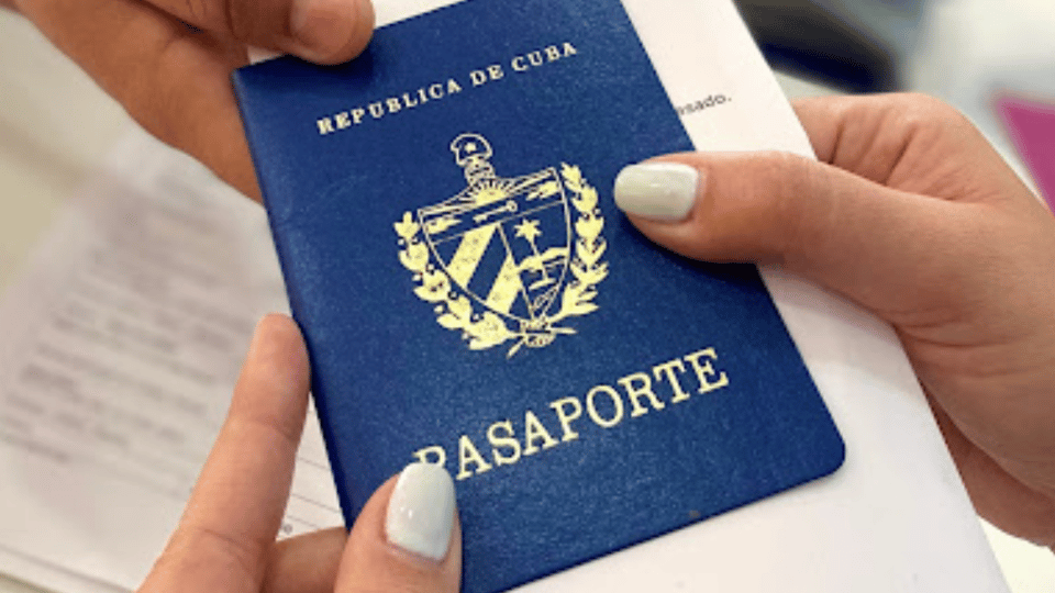 Pasaporte Cubano Sube a $234 para Residentes en el Exterior en 2026