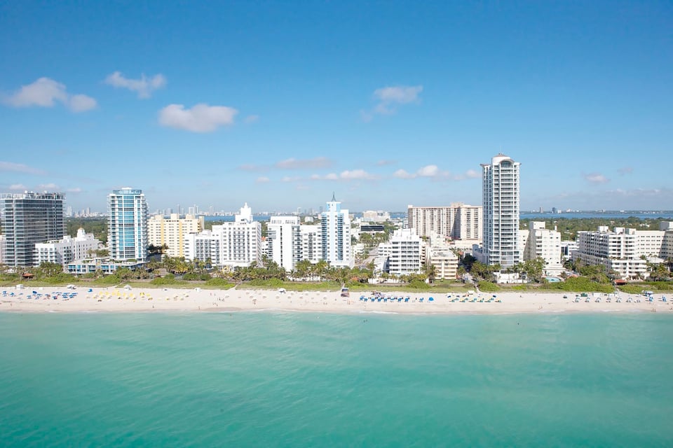 Condo y HOA en Miami: guía sobre asociaciones, reglas y resolución de disputas