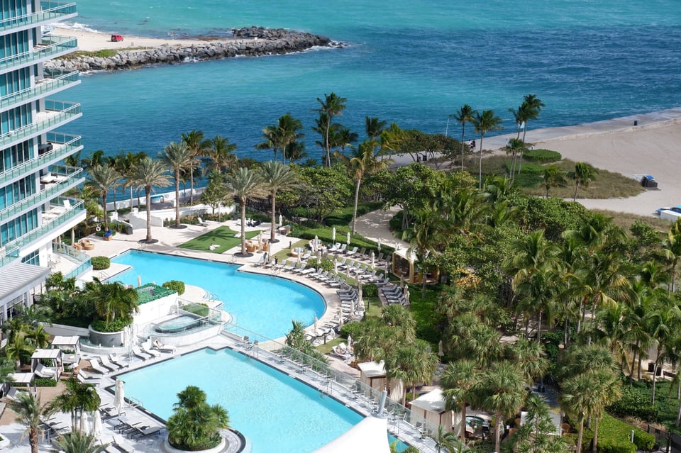 Disputas por mantenimiento y reparaciones en condominios de Miami