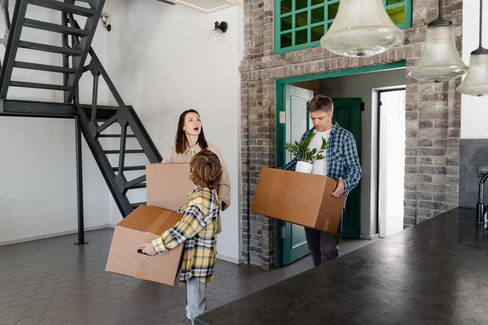 Mudanzas con hijos después de un divorcio: aspectos a considerar