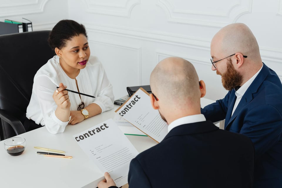 Contratos comerciales esenciales para empresas en Miami