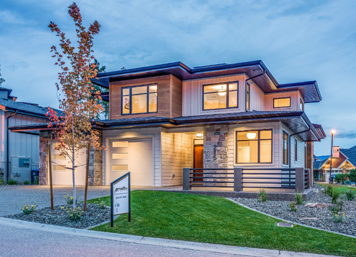 Estates at University Heights