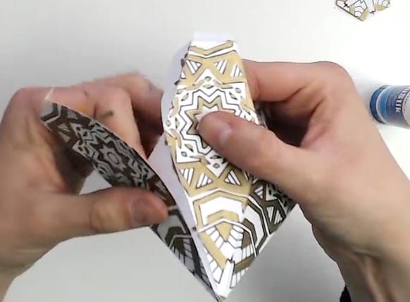 DIY Christmas Ornament Tutorial Step 07 DIY Christmas Ornament Tutorial Step 07