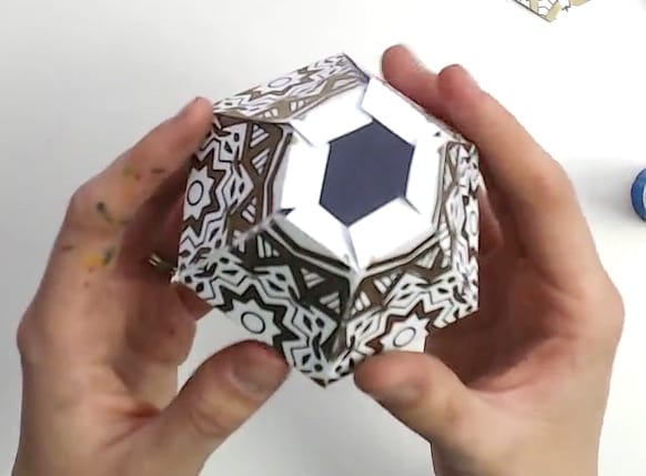 DIY Christmas Ornament Tutorial Step 09 DIY Christmas Ornament Tutorial Step 09