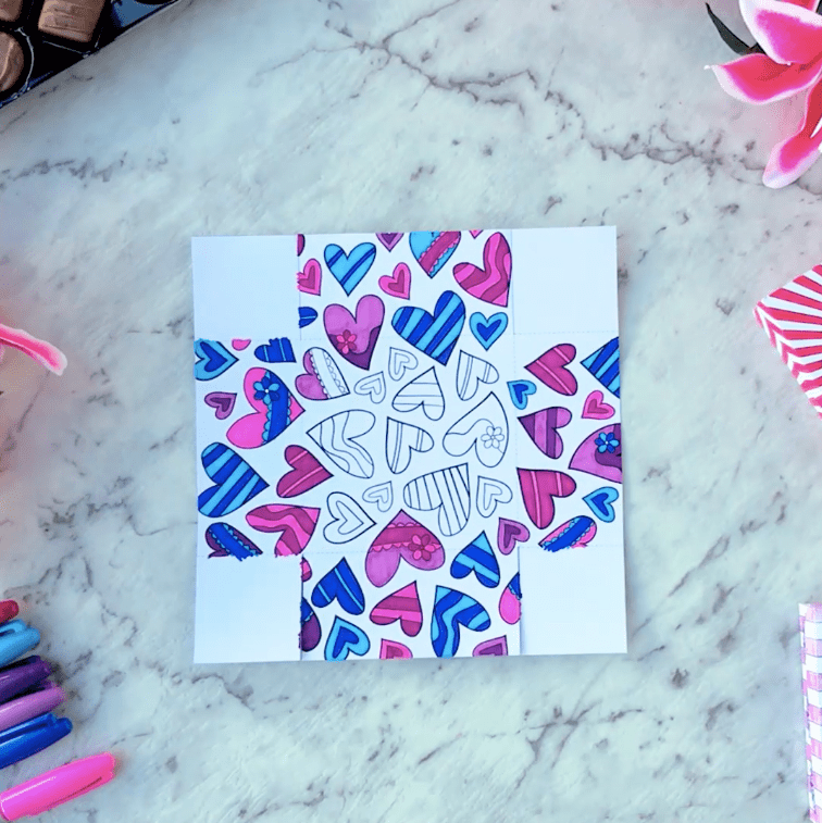 How to make a paper gift box for Mother’s Day – Base Step 2 How to make a paper gift box for Mother's Day - Base Step 2