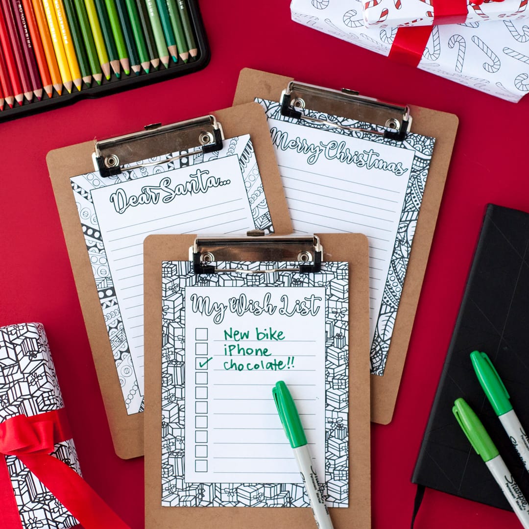 DIY Christmas letters – 3 printable coloring page letter templates for Christmas | Find more Christmas printable activities and coloring pages at www.sarahrenaeclark.com/christmas