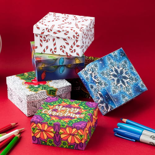 DIY Christmas paper gift boxes – 6 printable coloring templates to make your own gift boxes for a Christmas gift | Find more Christmas printable activities and coloring pages at www.sarahrenaeclark.com/christmas