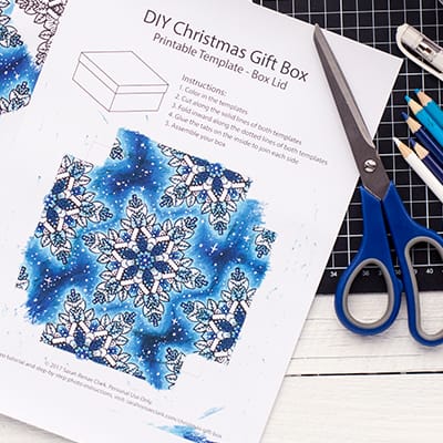 How to make a Christmas paper gift box - Lid step 2