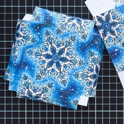 How to make a Christmas paper gift box - Lid step 6