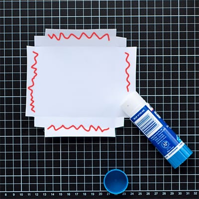 How to make a Christmas paper gift box - Lid step 7