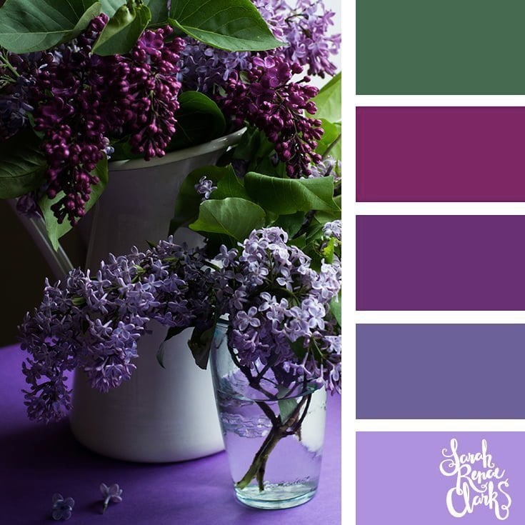 Purple floral arrangement // 25 Floral Color Palettes