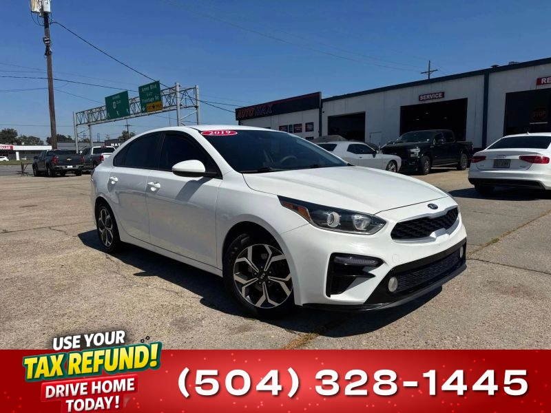 2019 Kia Forte LXS AT's photo