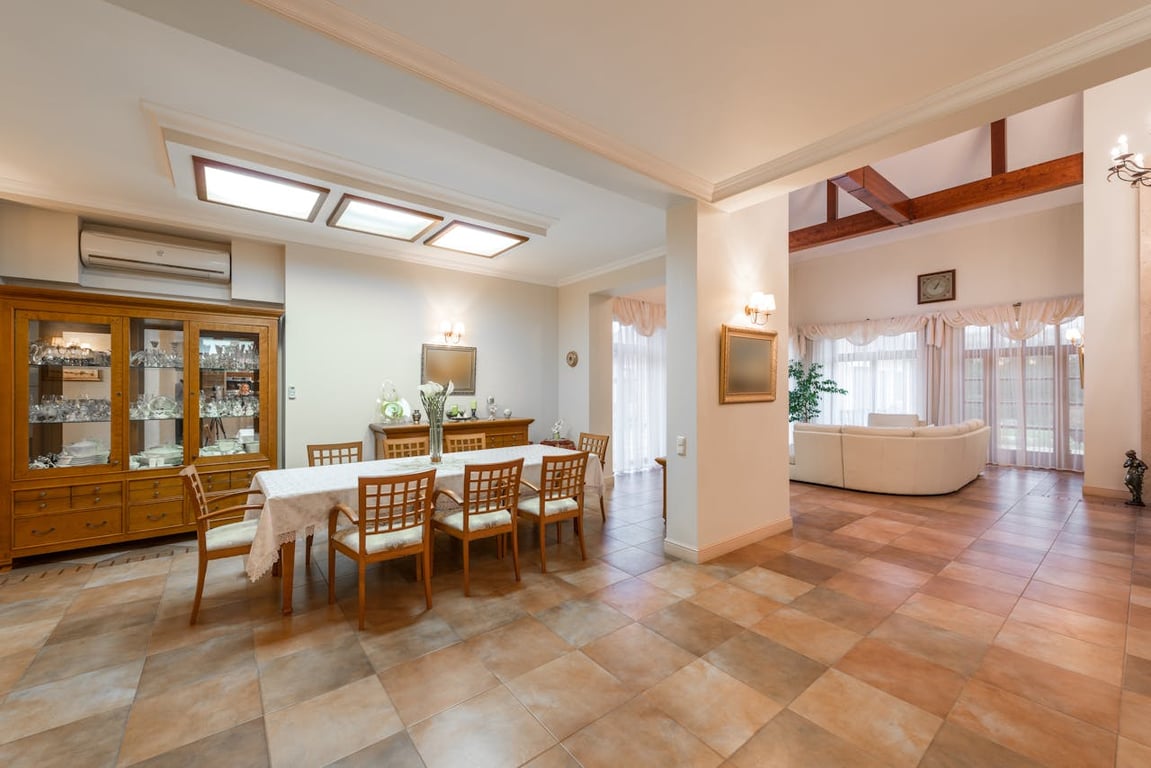 Bright, welcoming senior living common area