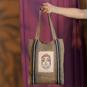 Poppyliine Tote Bag