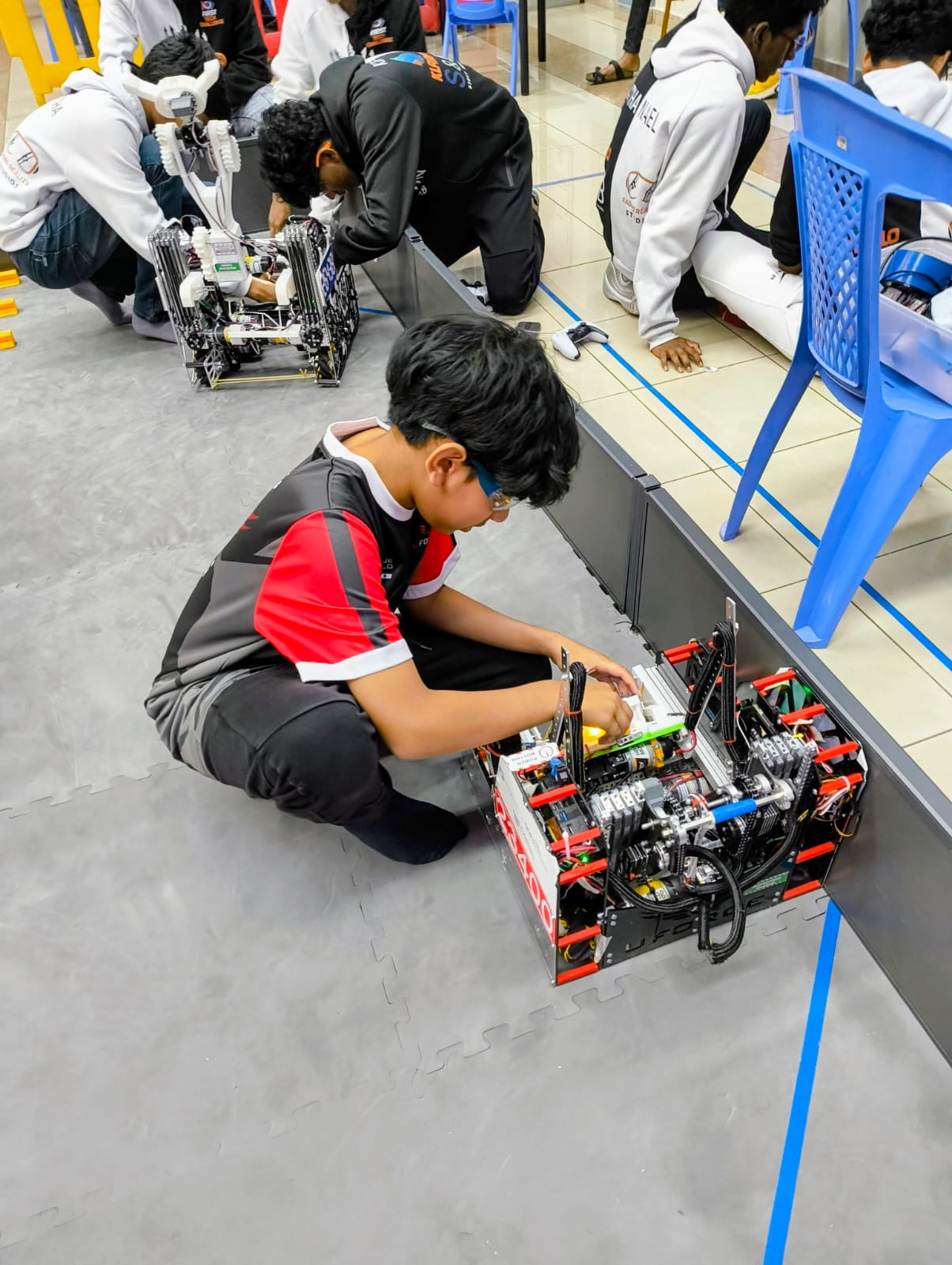 Team building robot 2