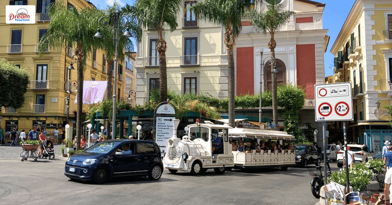 Piazza Tasso and Piazza Lauro