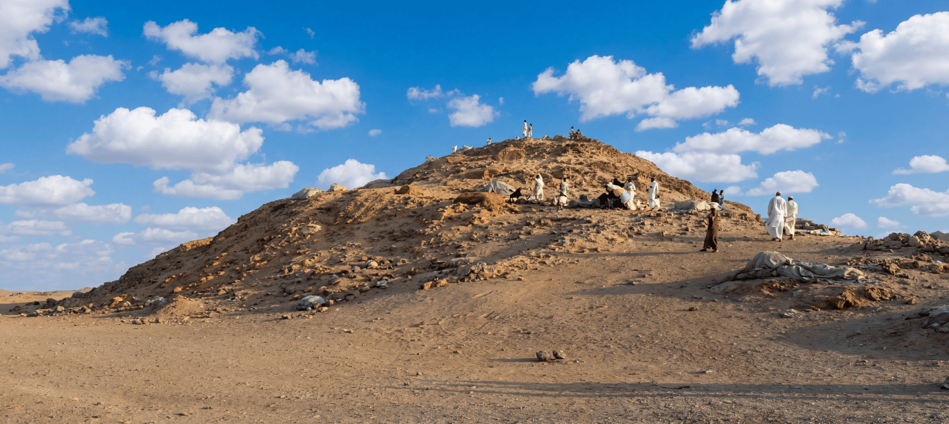Private Madinah Ziyarat Tour – Luxury Car (3 Guests) - 6