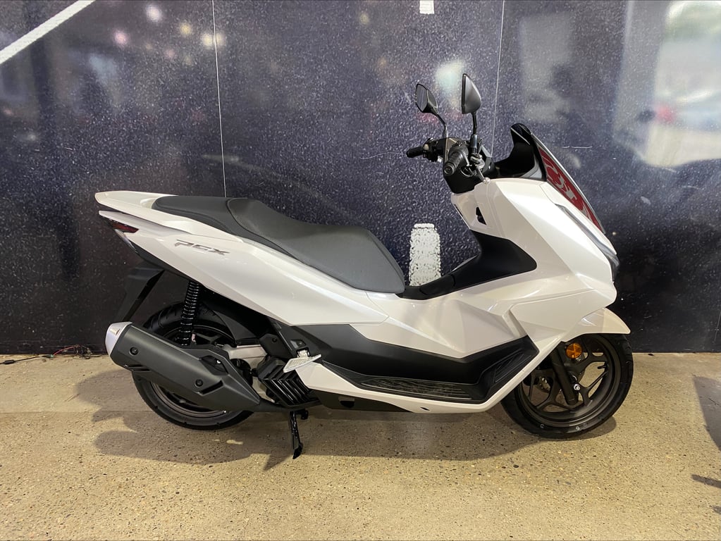 2025 Honda PCX125