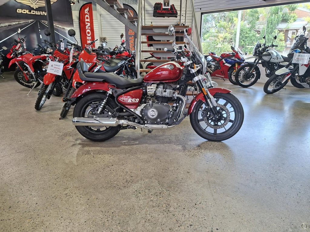 2025 Royal Enfield Super Meteor 650