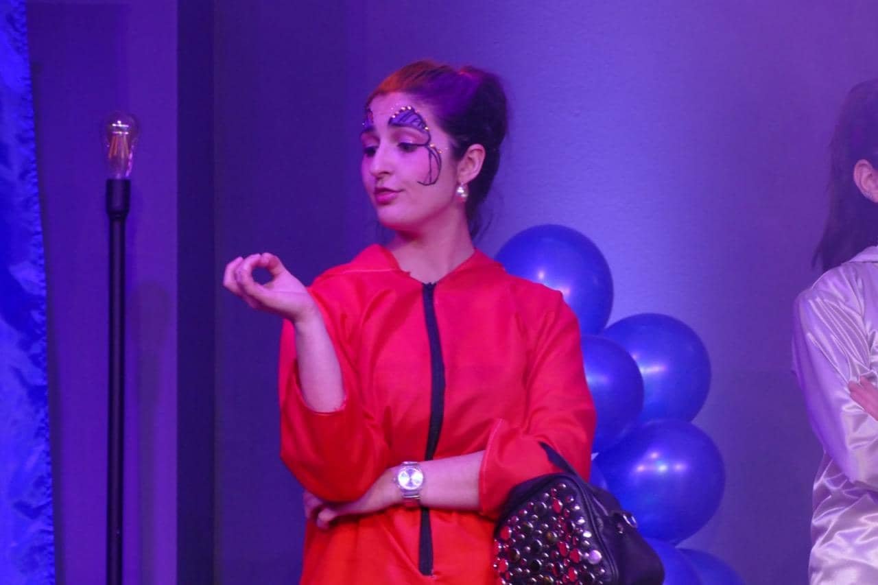 Obra5 de tamaño grande