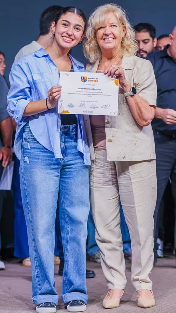 Entrega Certificados - EDL - Romano Debora