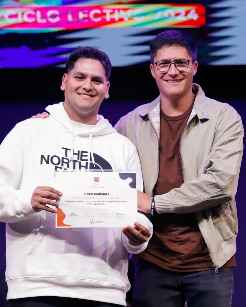 Entrega de certifiacdos EDL-38