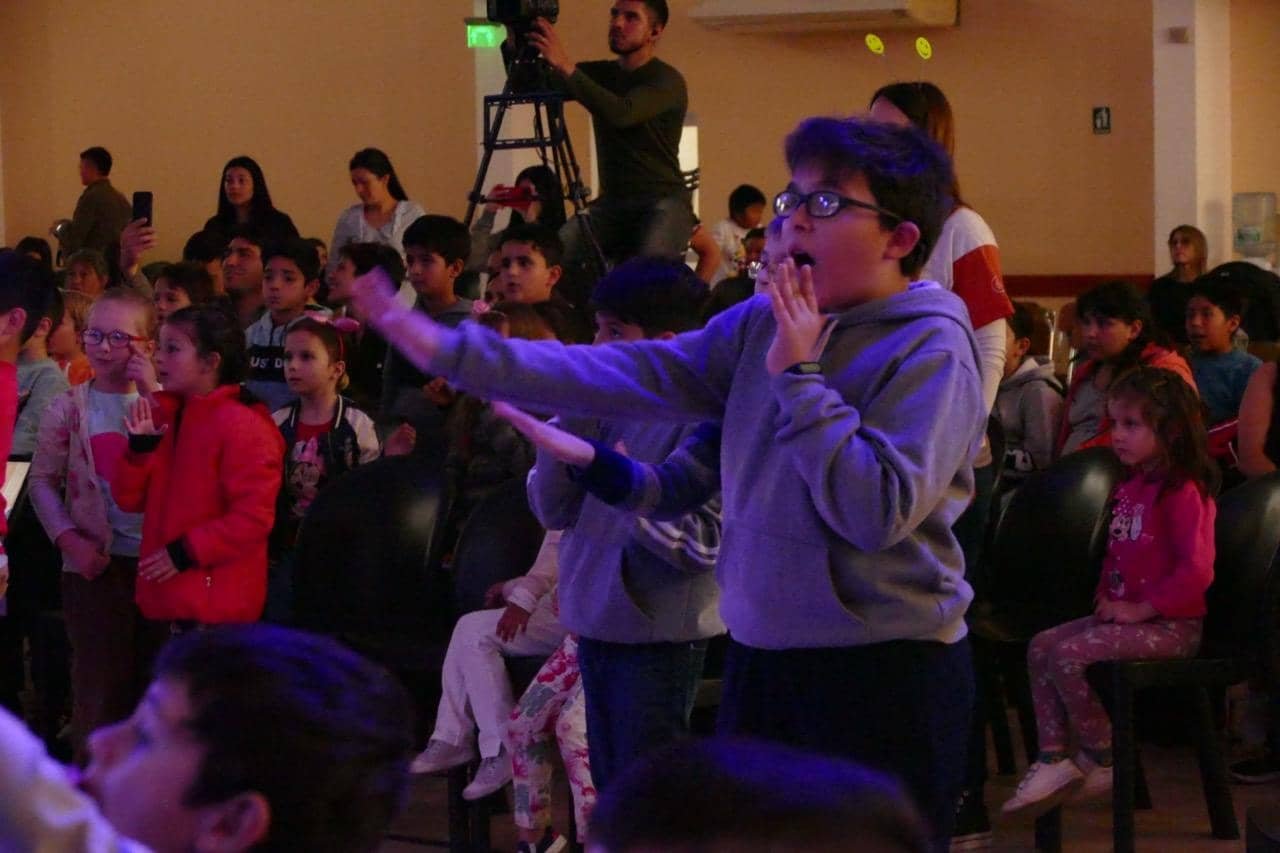 01_Alaba11 de tamaño grande