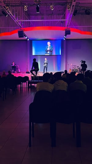 F3096E51-AAA5-41A3-A80D-1F4A542F225F