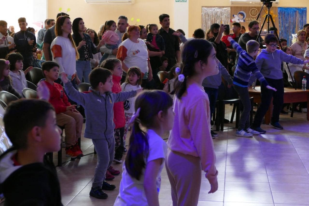 01_Alaba17 de tamaño grande