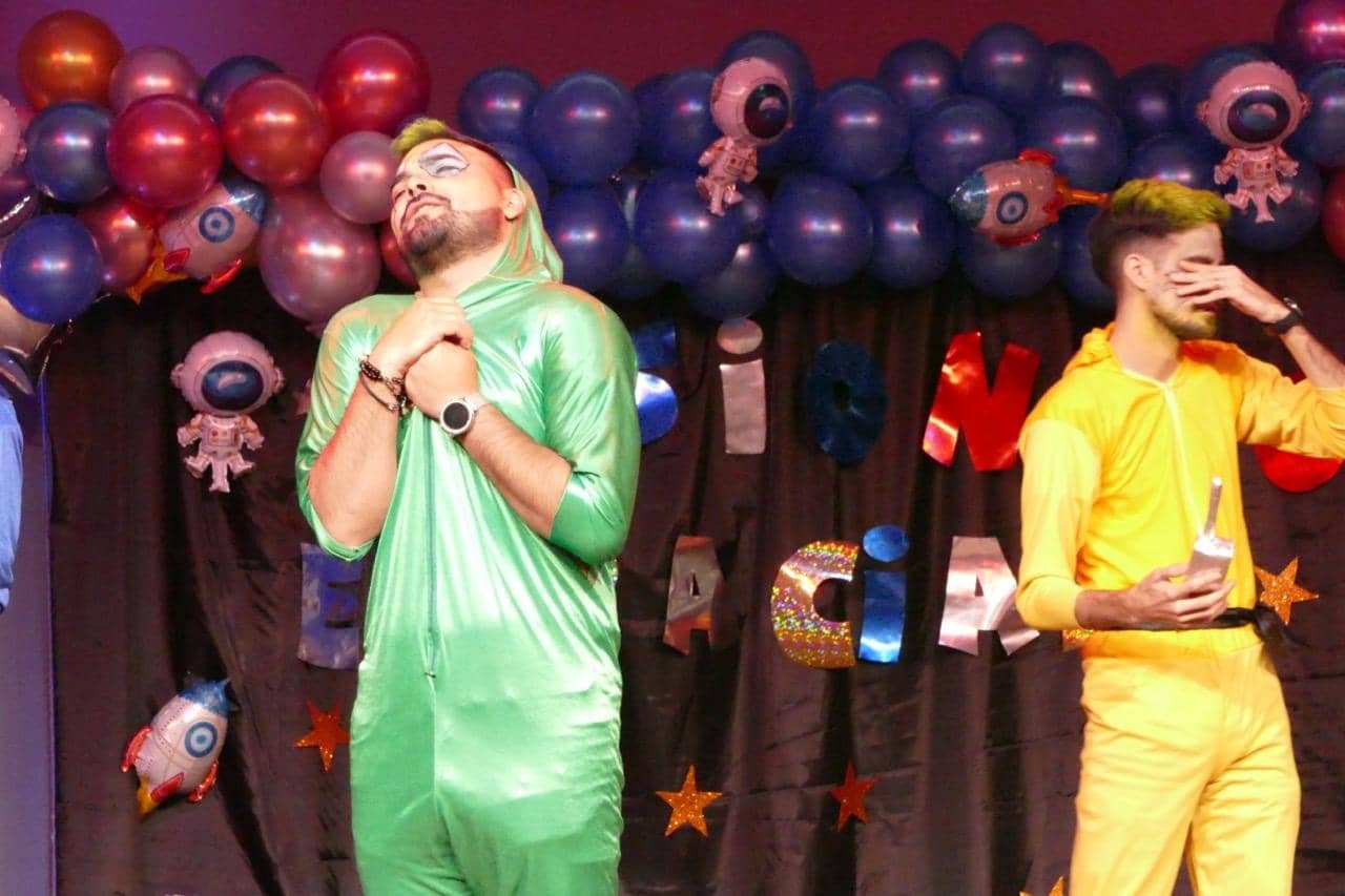 Obra2 de tamaño grande