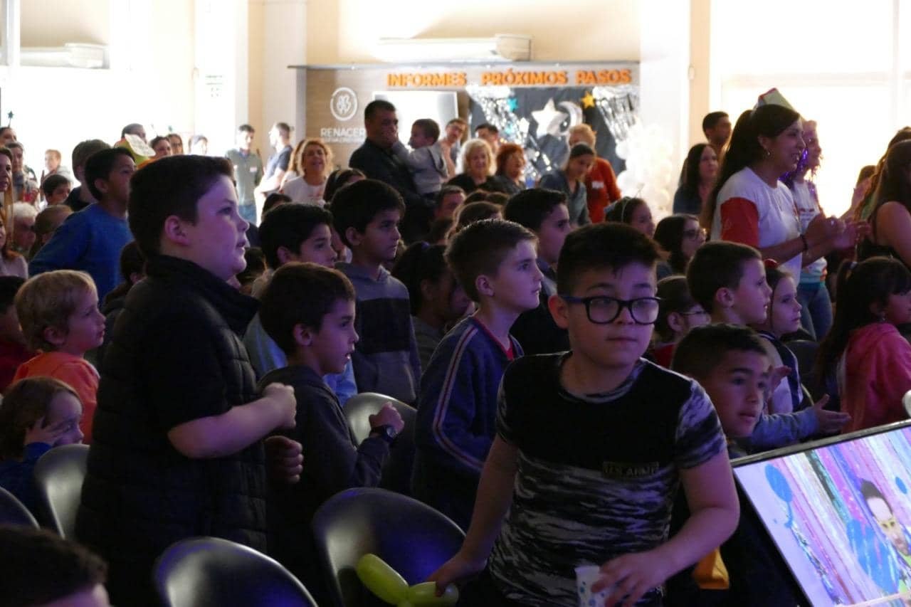 01_Alaba14 de tamaño grande