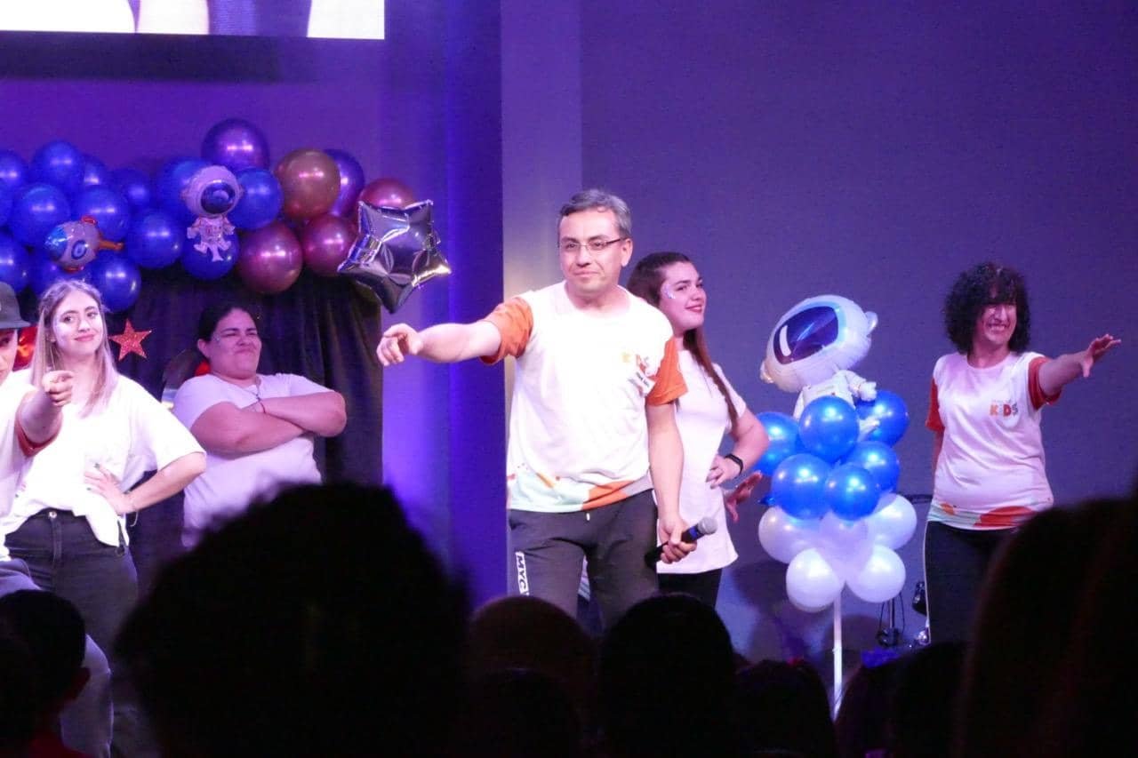 02_Alaba4 de tamaño grande