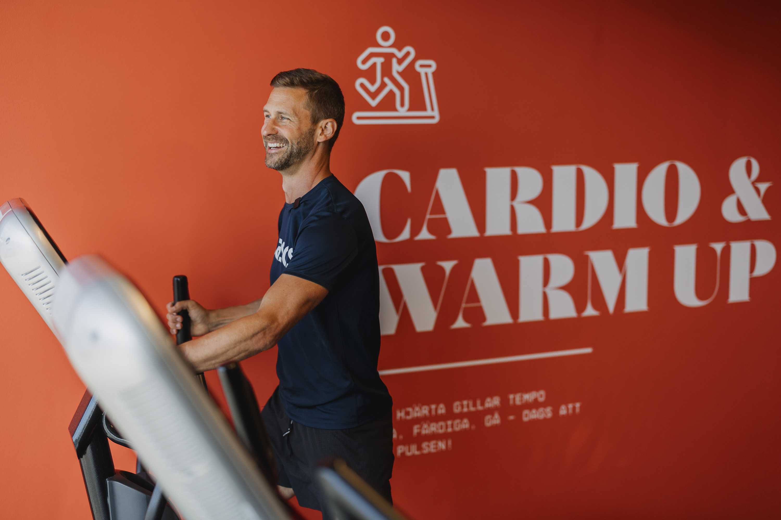 Löpband på ett Fitness24Seven-gym