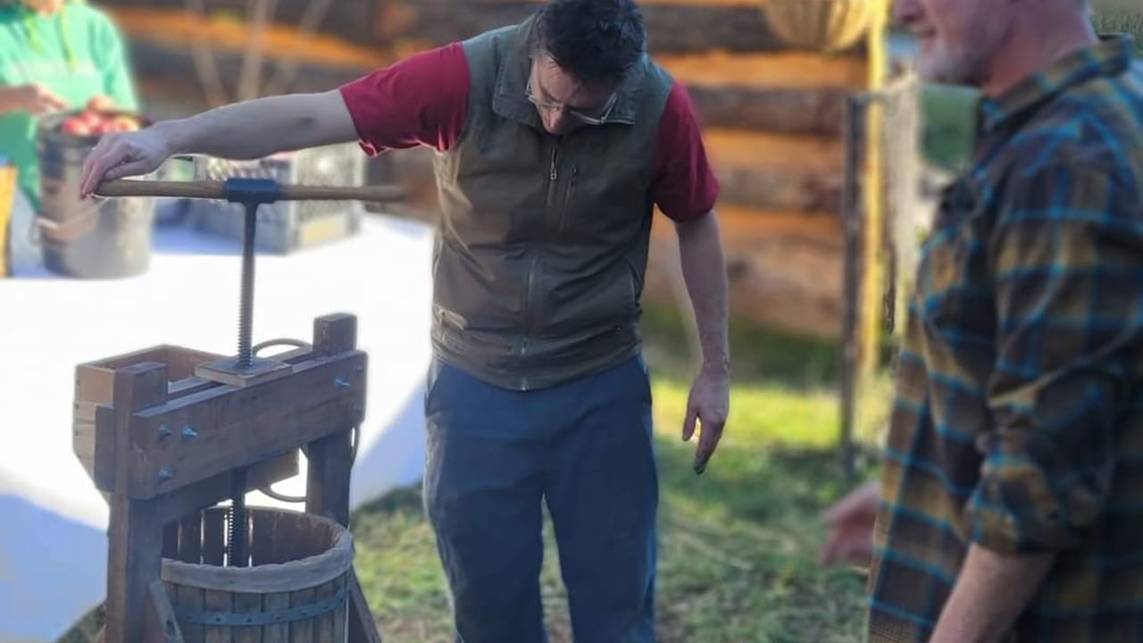 Cider Pressing & Pumpkin Decorating at Lake Baked