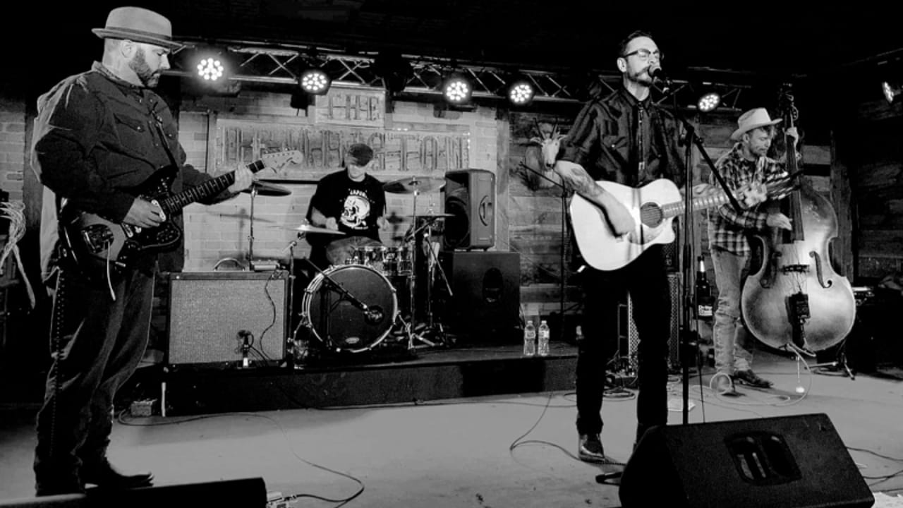 Badger Hound Live at Bias Brewing!