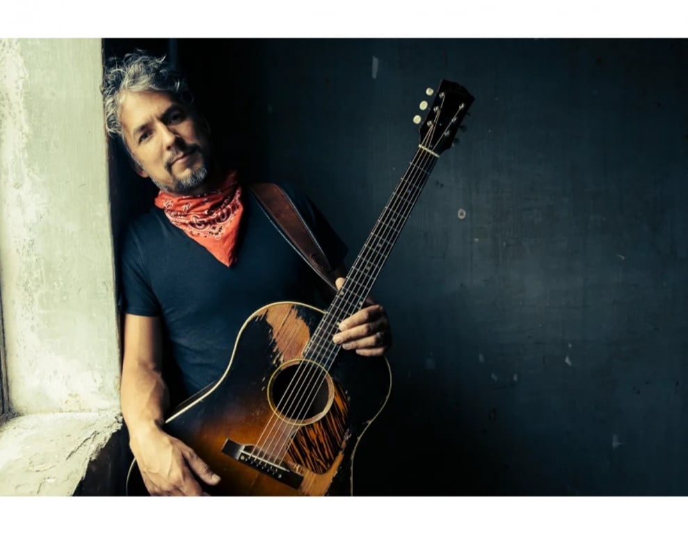 Cruz Contreras and the Black Lillies