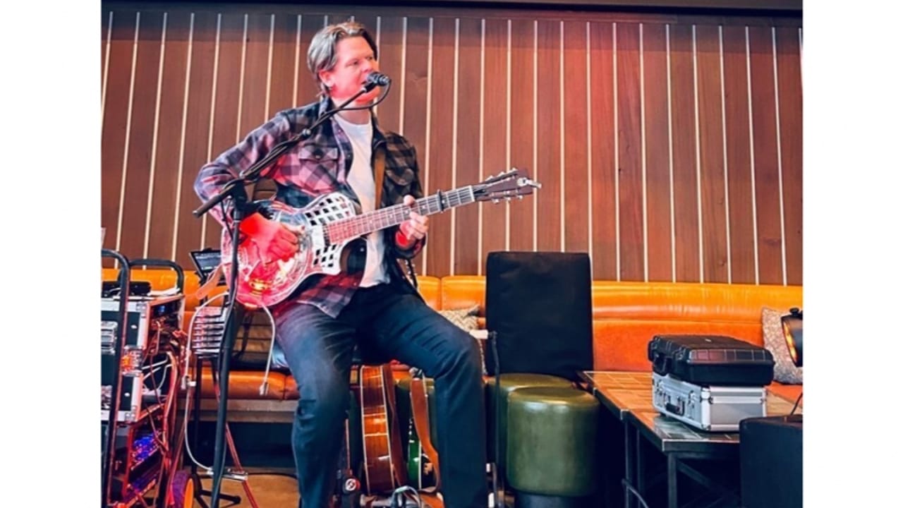 Live Music at The Tiki featuring Todd Cowart