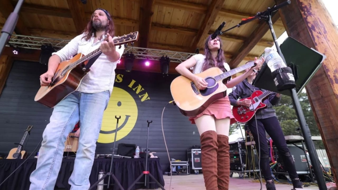 Live Music at Thirty Eight with Wildwind by WMS