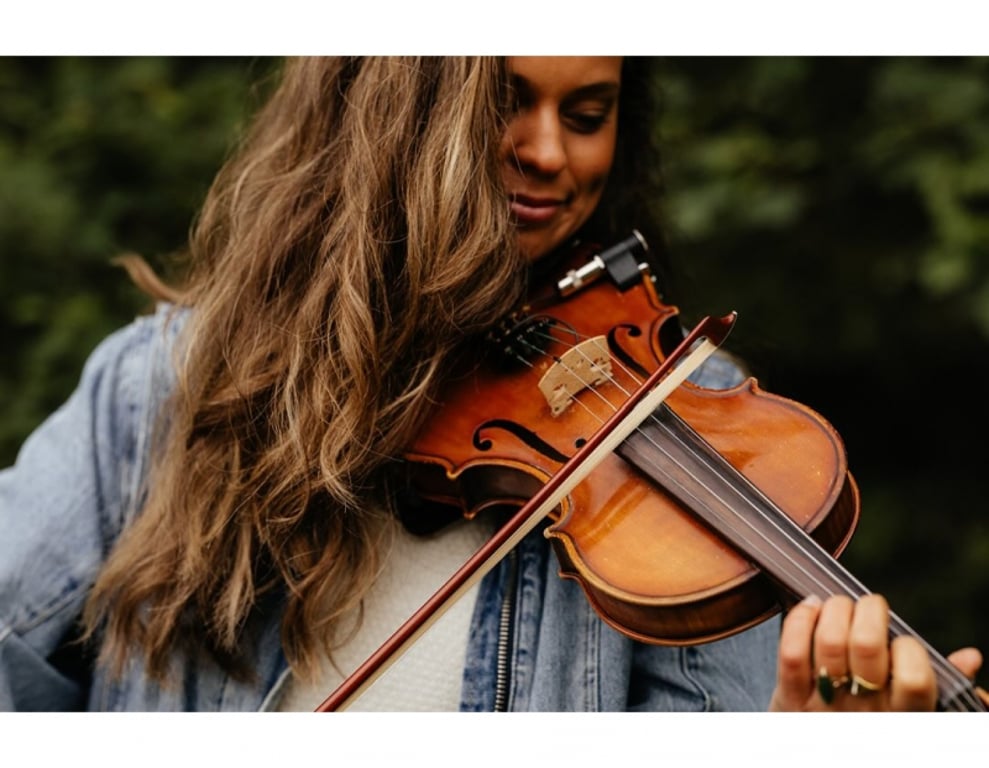 Live Music at The Boat Club with Hannah King